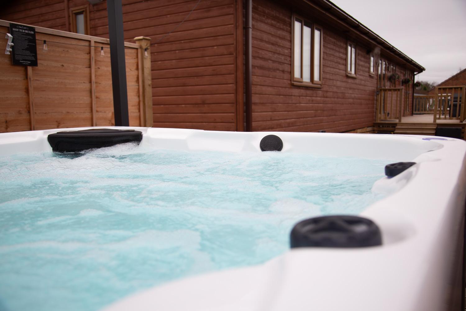 3 Bedroom With Hot Tub *